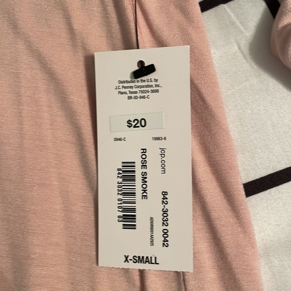 Women’s long sleeve tee size XS NWT - Picture 5 of 5